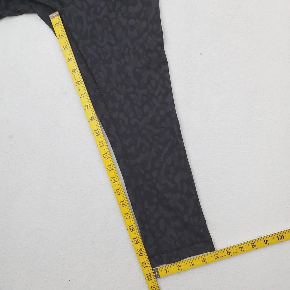 Lululemon Leggings Womens 6 Black Wunder Under Crop High Rise Yoga Leopard Print